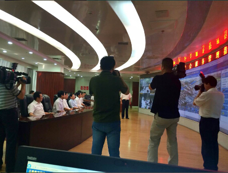 山西省委书记袁纯清视察杏花岭区社会服务管理平台建设及运行情况